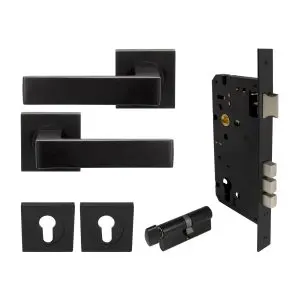 Pegasus Elite Entrance Set Black